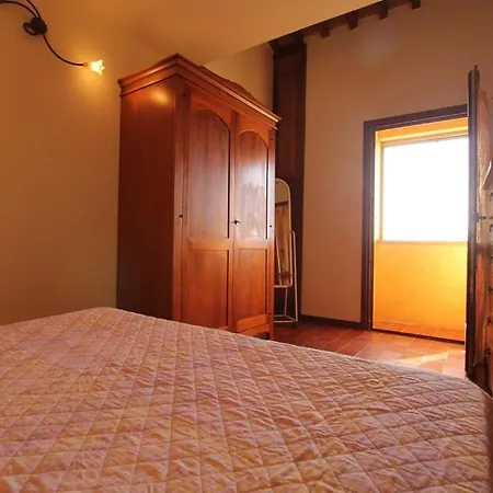 Casa Sara Con Wifi E Piscina Comune, A 2 Km Dal Mare Cecina (Livorno)