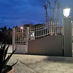 דירה Casa Sara Con Wifi E Piscina Comune, A 2 Km Dal Mare
