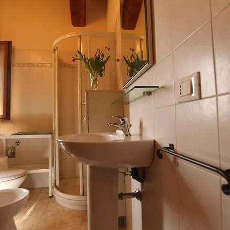 Casa Sara Con Wifi E Piscina Comune, A 2 Km Dal Mare Apartment *
